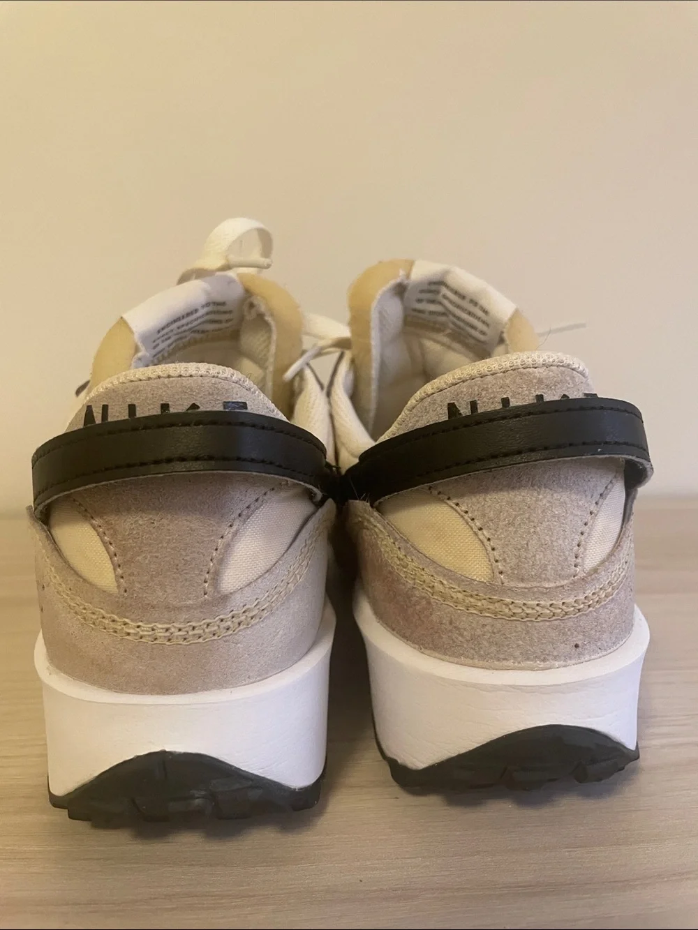 Nike Womens Waffle Debut Sanddrift/Phantom/White/BlackDH9523-102 Size 8